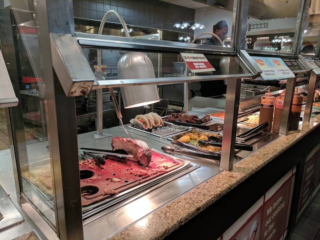 Golden Corral Buffet & Grill | meal takeaway | 12090 Mason Montgomery Rd, Cincinnati, OH 45249, USA | 5136972500 OR +1 513-697-2500