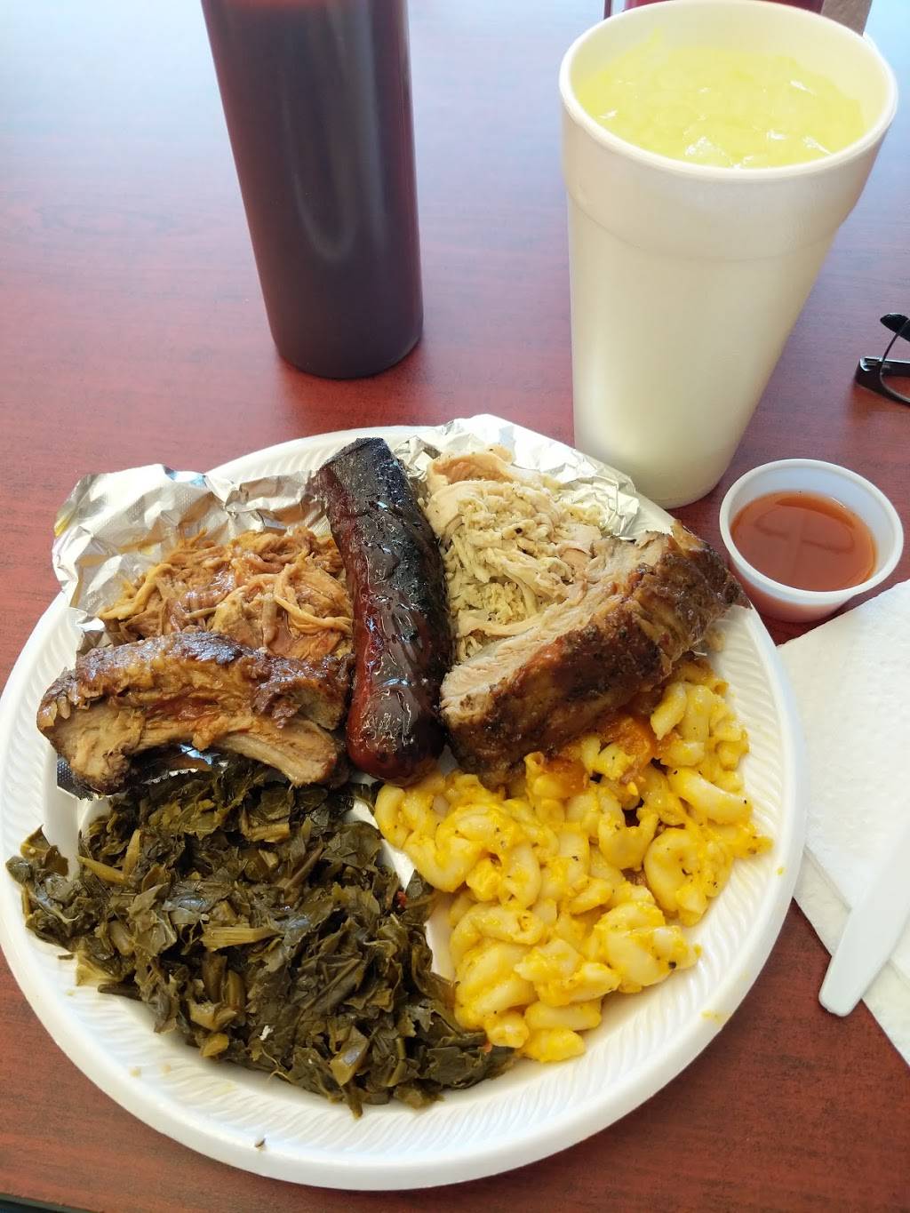 Dawg Gone Good BBQ | restaurant | 224 W Hancock Ave, Athens, GA 30601, USA | 7066139799 OR +1 706-613-9799