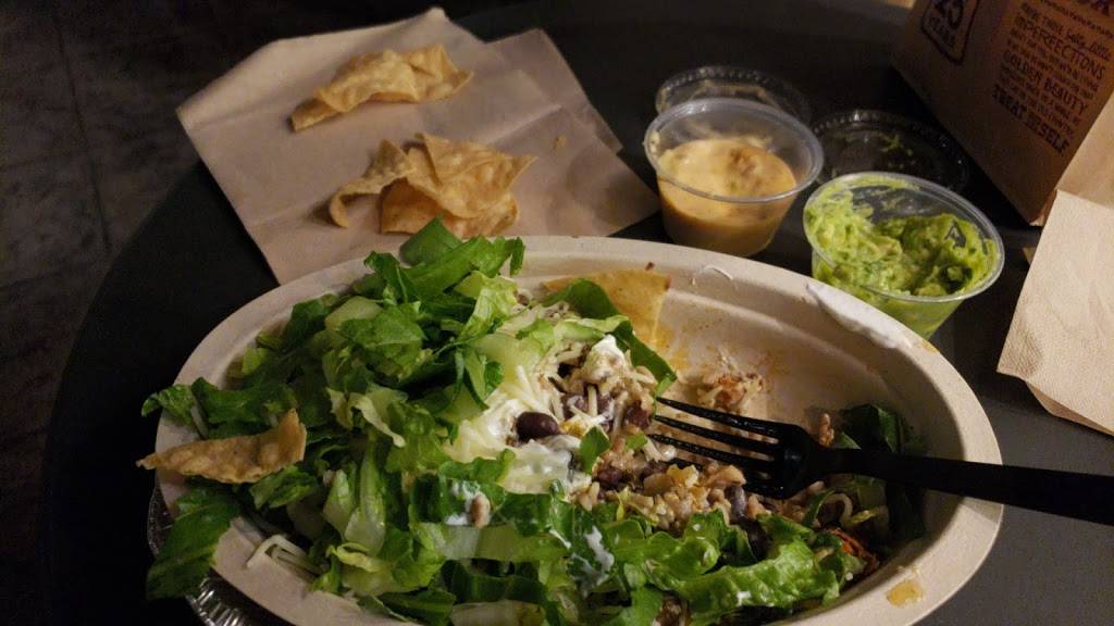 Chipotle Mexican Grill | restaurant | 1815 S Bascom Ave, Campbell, CA 95008, USA | 4083715284 OR +1 408-371-5284