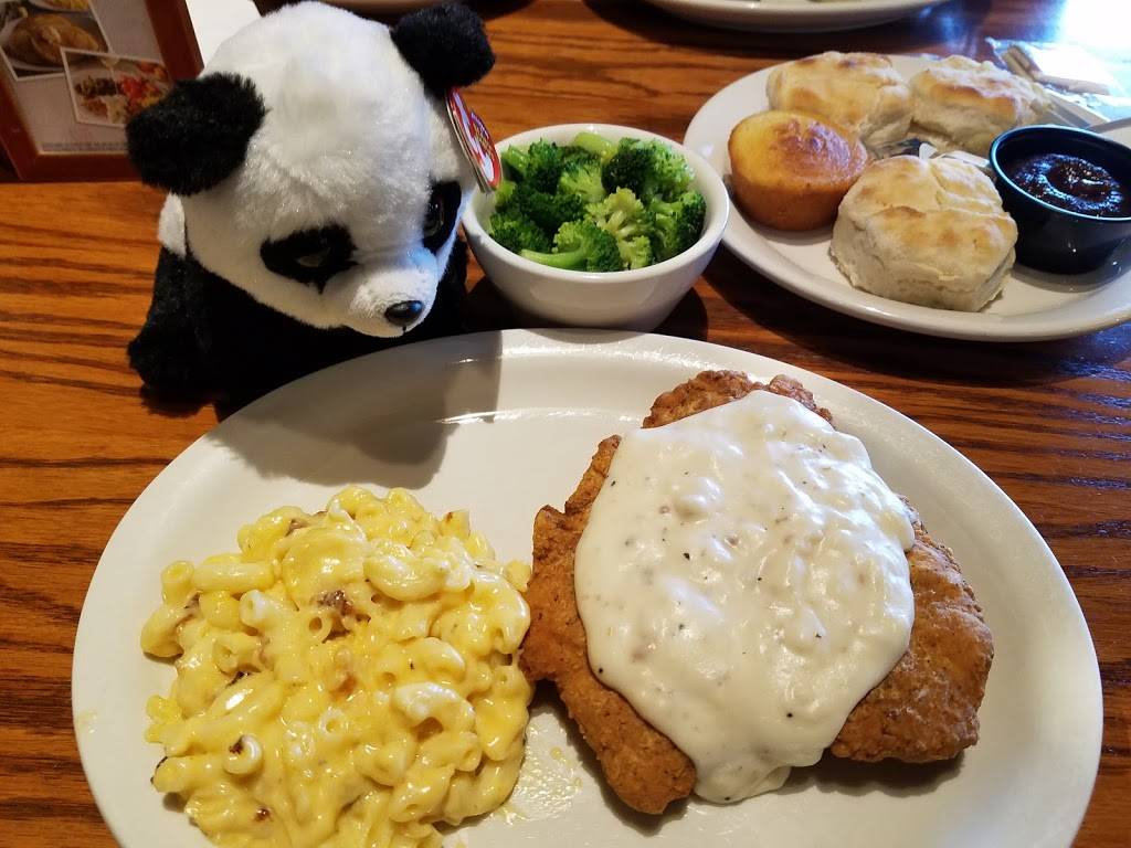 Cracker Barrel Old Country Store | restaurant | 67781 Mall Rd, St Clairsville, OH 43950, USA | 7406992662 OR +1 740-699-2662