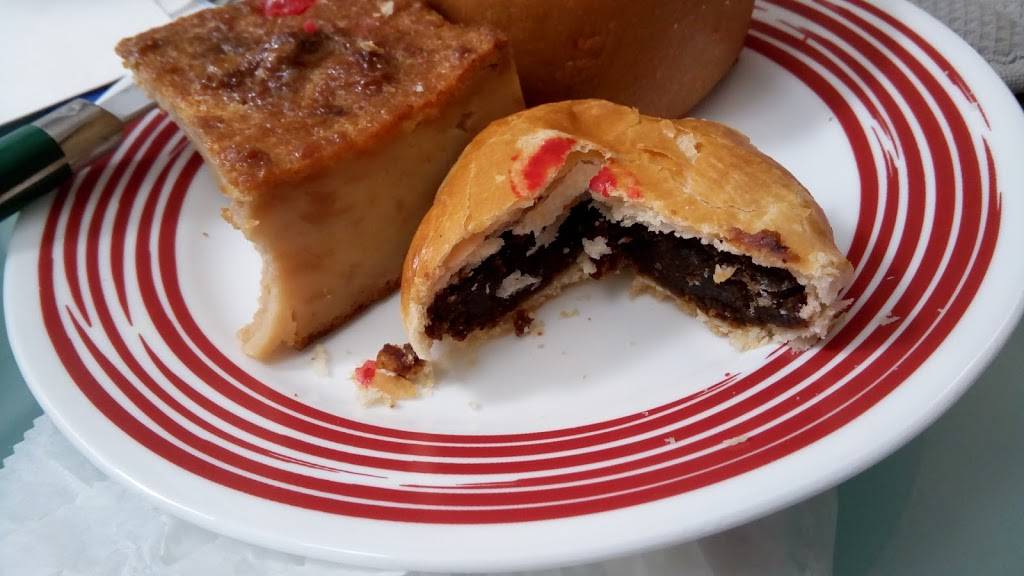 Sybils | bakery | 13217 Liberty Ave, Jamaica, NY 11419, USA | 7188359235 OR +1 718-835-9235