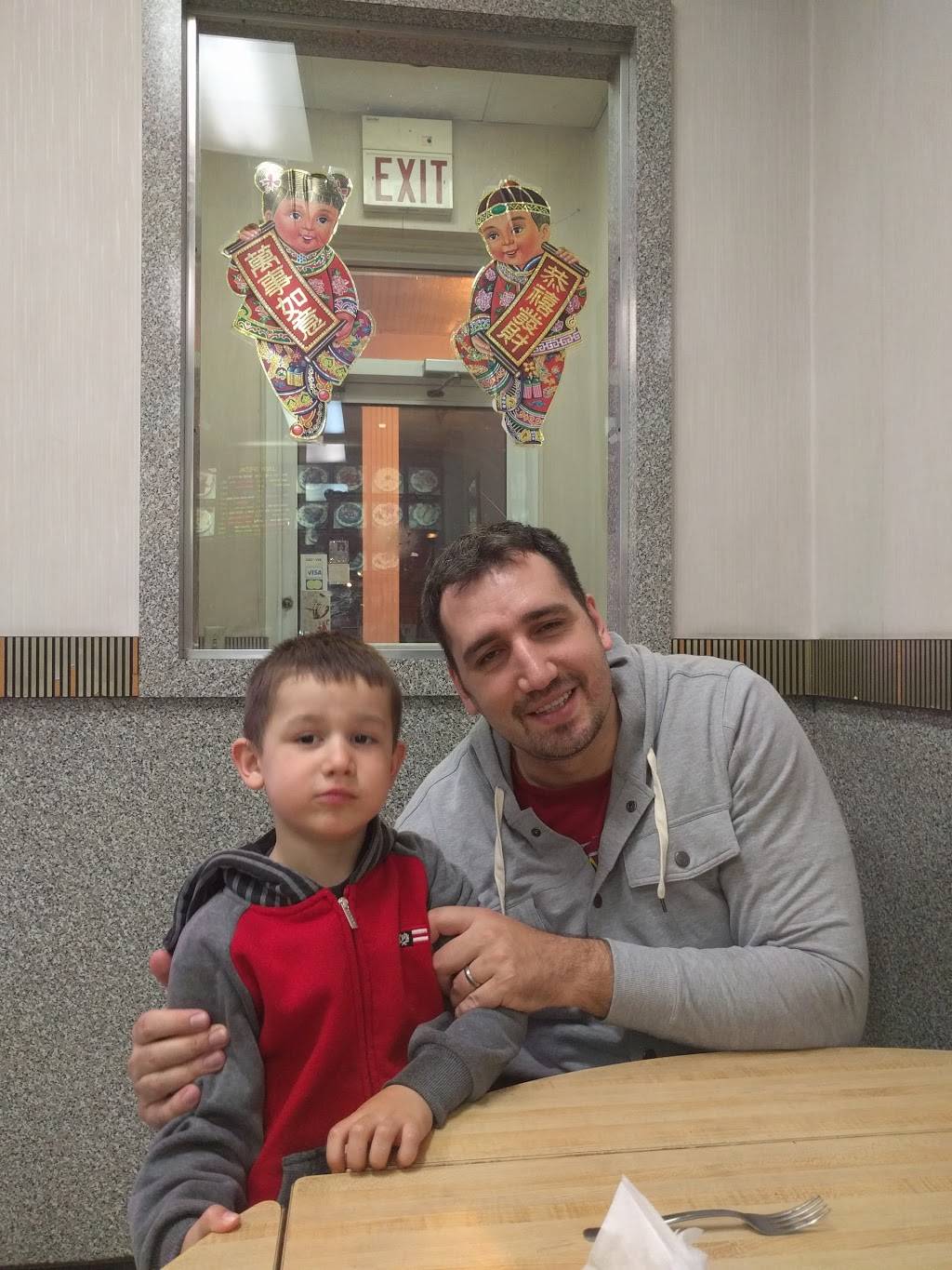 Peking Chinese Restaurant | restaurant | #11, 5900 Som Center Rd, Willoughby, OH 44094, USA | 4405851221 OR +1 440-585-1221