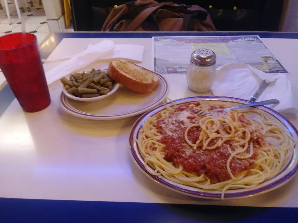 Brintles Homestyle Restaurant | restaurant | 125 Plaza Ln, Mt Airy, NC 27030, USA | 3363523167 OR +1 336-352-3167