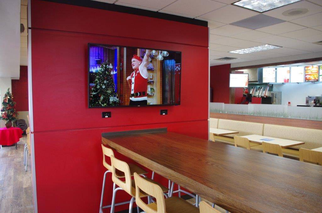 Wendys | restaurant | 80 Bayly St W, Ajax, ON L1S 1N9, Canada | 9054272332 OR +1 905-427-2332
