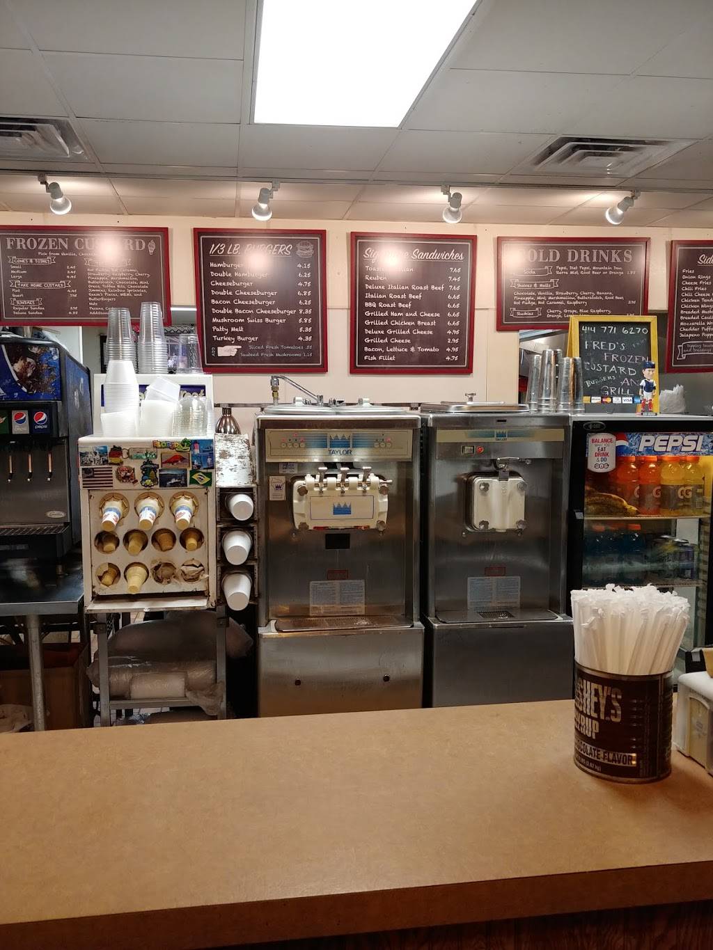 Freds Frozen Custard & Grill | restaurant | 4726 W Vliet St, Milwaukee, WI 53208, USA | 4147716270 OR +1 414-771-6270
