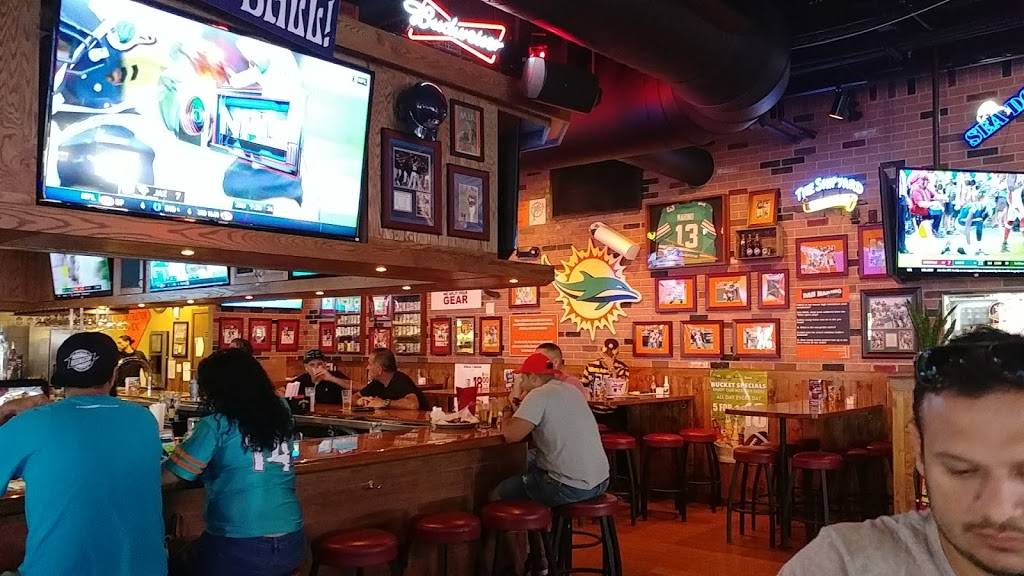 Carolina Ale House | restaurant | 6810 SW 40th St, Miami, FL 33155, USA | 3056663757 OR +1 305-666-3757