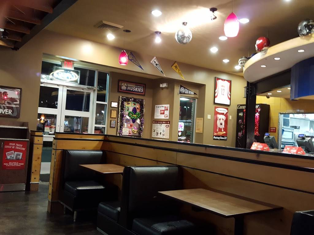 Raising Canes Chicken Fingers | meal takeaway | 7531 Westheimer Rd, Houston, TX 77063, USA | 7137803475 OR +1 713-780-3475