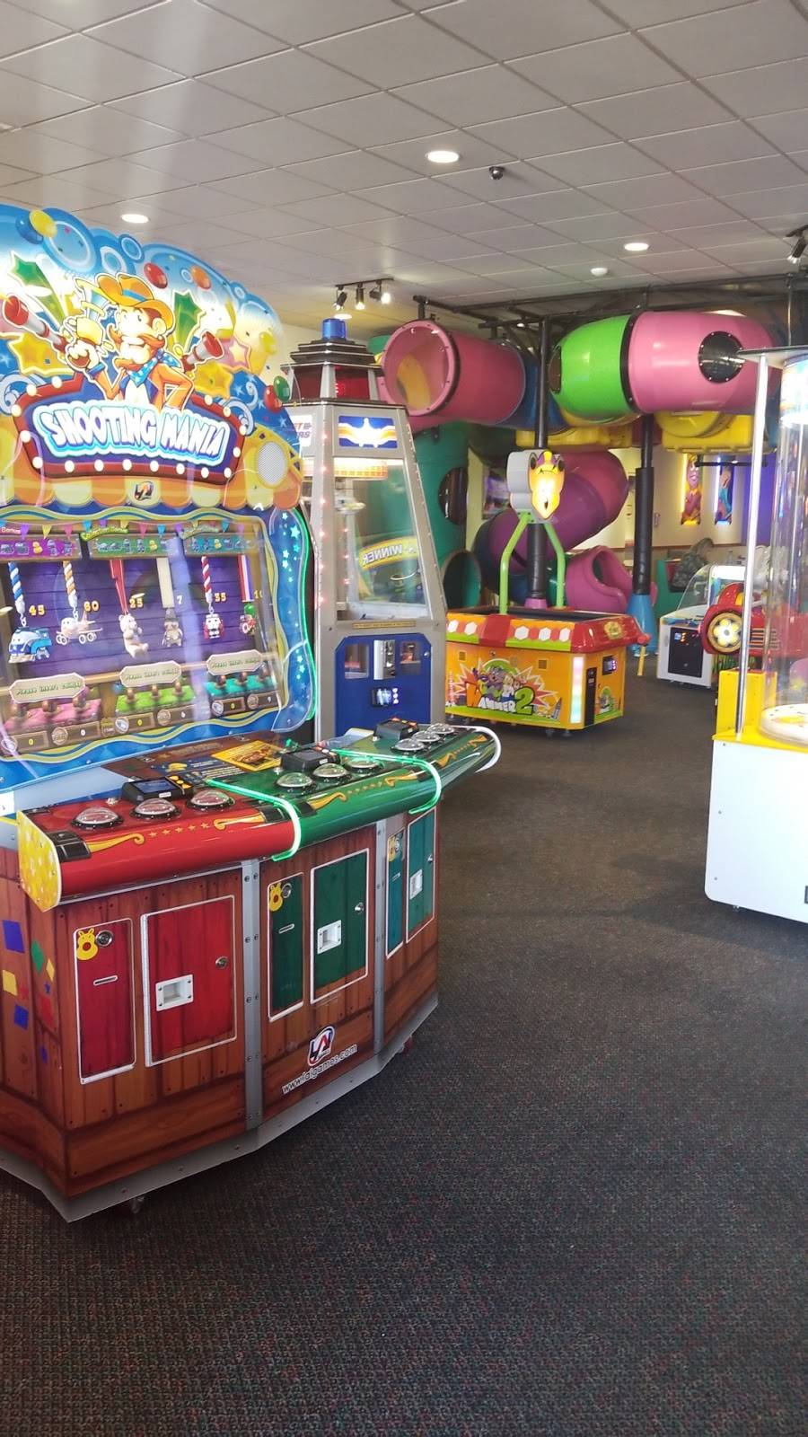 Chuck E. Cheese | restaurant | 4450 Walker Rd A, Windsor, ON N8W 3T5, Canada | 5199691014 OR +1 519-969-1014