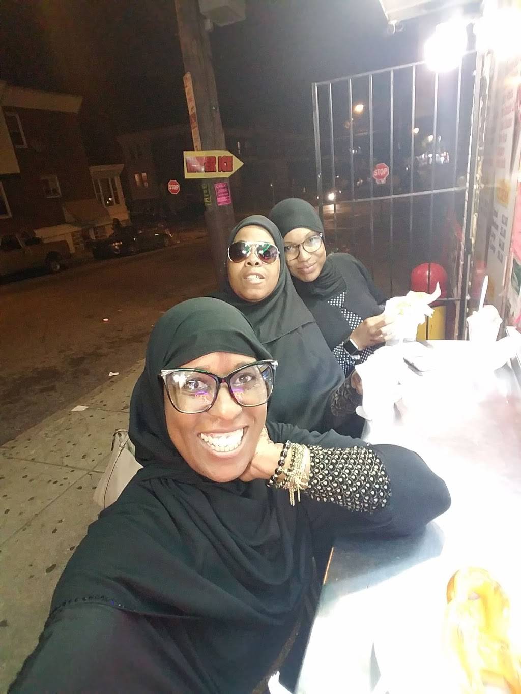 Freds Water Ice | restaurant | 1332-1356 Pratt St, Philadelphia, PA 19124, USA | 2674906613 OR +1 267-490-6613