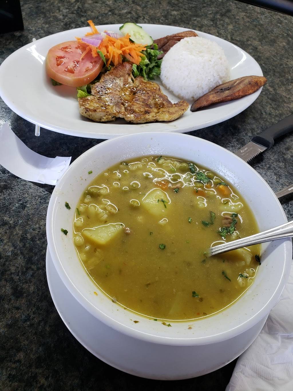 Mi Querida Colombia East | restaurant | 10438 E Colonial Dr, Orlando, FL 32817, USA | 4077044533 OR +1 407-704-4533