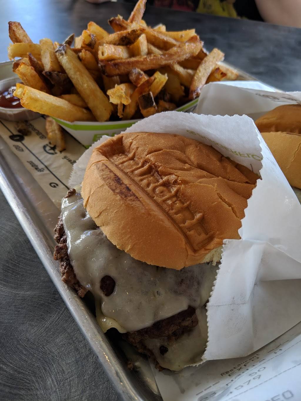 BurgerFi | restaurant | 719 86th St, Brooklyn, NY 11228, USA | 7188360836 OR +1 718-836-0836