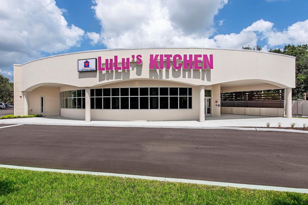 Lulus Kitchen at St. Matthews House | restaurant | 2125 Airport-Pulling Rd S, Naples, FL 34112, USA | 2397745858 OR +1 239-774-5858