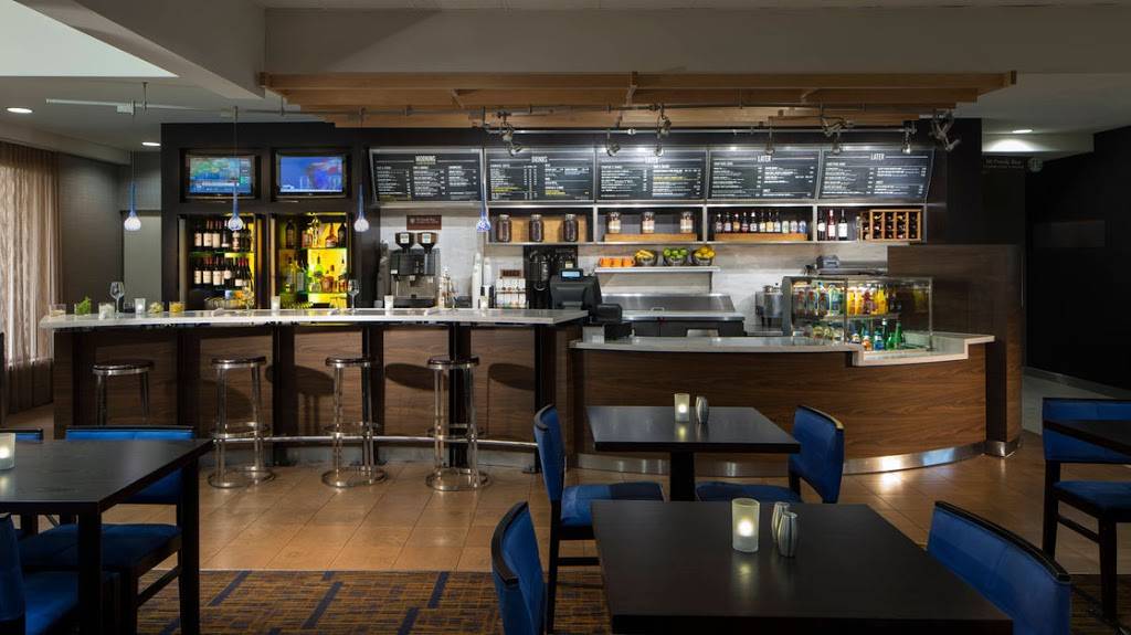 The Bistro | restaurant | 14390 Mayo Blvd, Jacksonville, FL 32224, USA | 9042231700 OR +1 904-223-1700