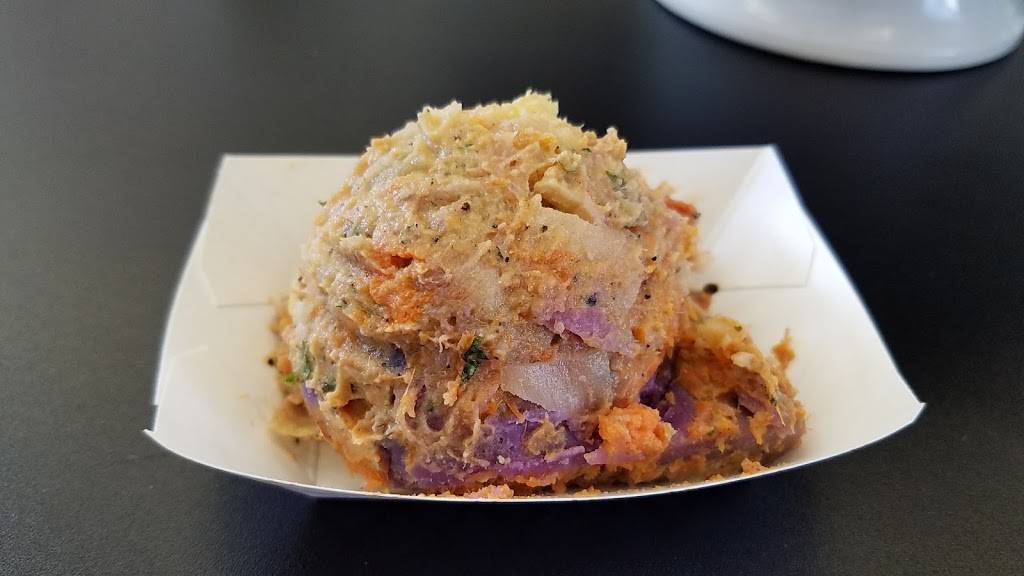 Burgers and Things | restaurant | 1991 Pauoa Rd, Honolulu, HI 96813, USA | 8089711946 OR +1 808-971-1946