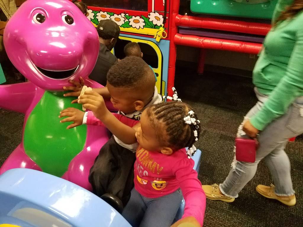 Chuck E. Cheese | restaurant | 2216 S Fielder Rd, Arlington, TX 76013, USA | 8178611561 OR +1 817-861-1561