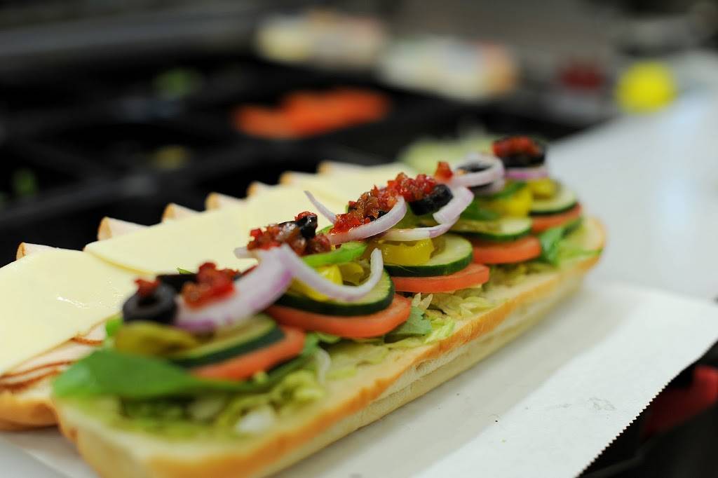 Subway Restaurants | restaurant | 10209 Grand Central Ave #106, Owings Mills, MD 21117, USA | 4103563131 OR +1 410-356-3131