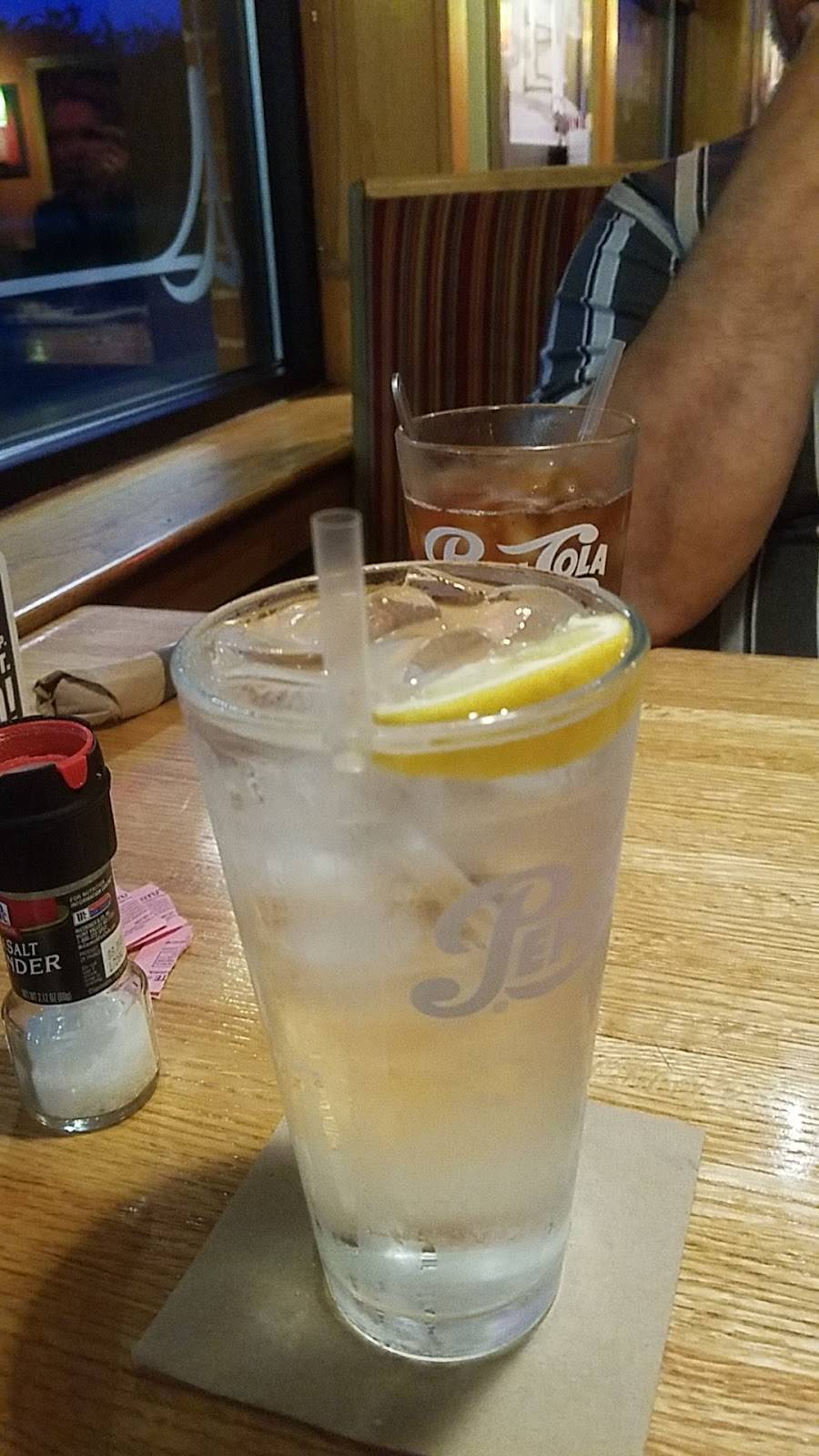 Applebees Grill + Bar | restaurant | 233 Graff Rd SE, New Philadelphia, OH 44663, USA | 3303085530 OR +1 330-308-5530