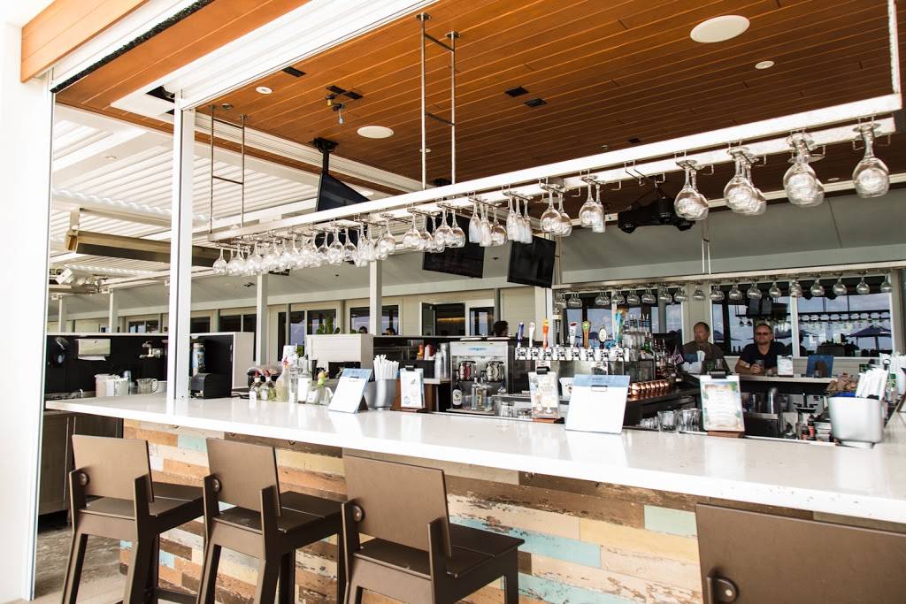 The Beach House Restaurant | restaurant | 200 Gulf Dr N, Bradenton Beach, FL 34217, USA | 9417792222 OR +1 941-779-2222