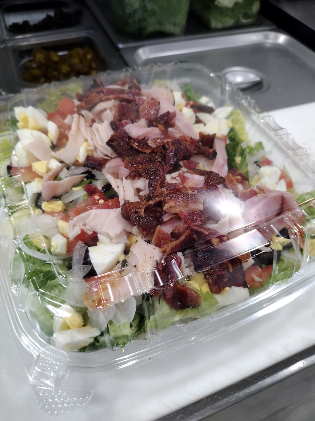 Sandwich on Main | restaurant | 102 Suwannee Ave, Branford, FL 32008, USA | 3869353407 OR +1 386-935-3407