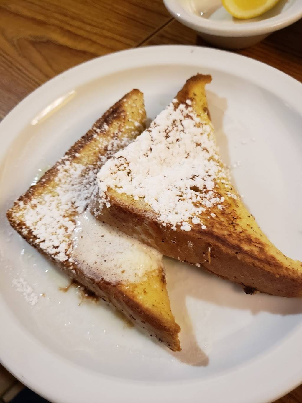 Dennys | restaurant | 101 Wintergreen Dr, Lumberton, NC 28358, USA | 9106181220 OR +1 910-618-1220