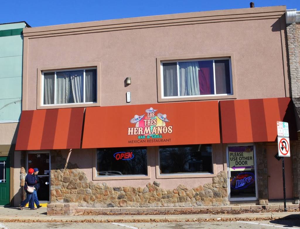 Los Tres Hermanos | restaurant | 31 N Wisconsin St, Elkhorn, WI 53121, USA | 2623791658 OR +1 262-379-1658
