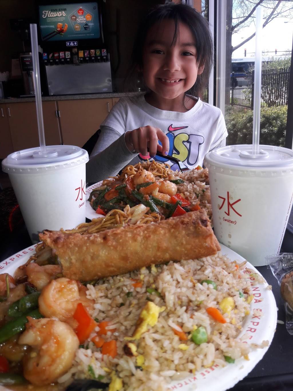 Panda Express | meal takeaway | 6201 N Lincoln Ave, Chicago, IL 60659, USA | 7734786870 OR +1 773-478-6870