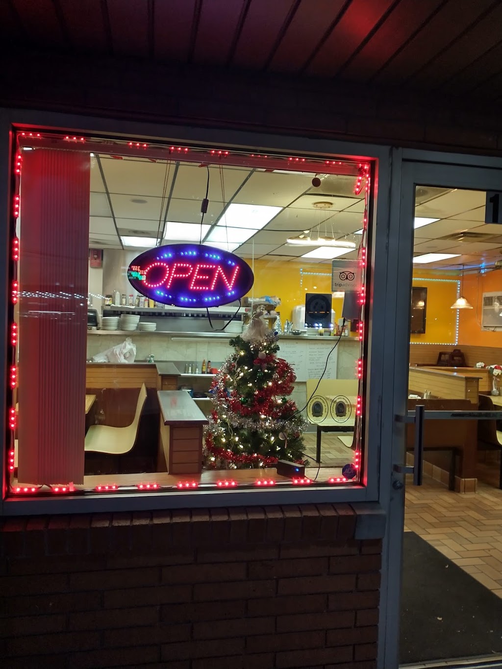 Eddys y Amigos Restaurant | restaurant | 1096 N Dixie Hwy, Monroe, MI 48162, USA | 7347559033 OR +1 734-755-9033