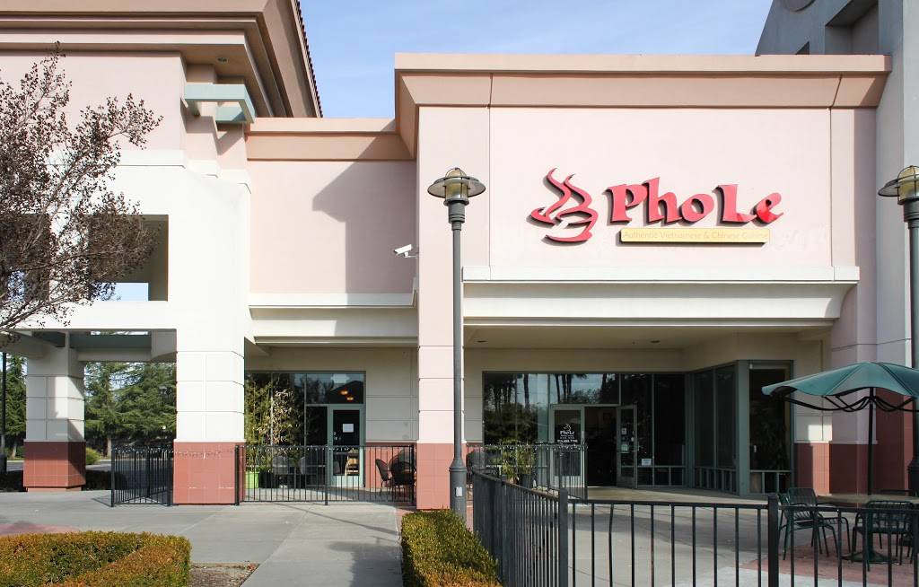 Pho Le | restaurant | 8785 Center Pkwy, Sacramento, CA 95823, USA | 9166887799 OR +1 916-688-7799
