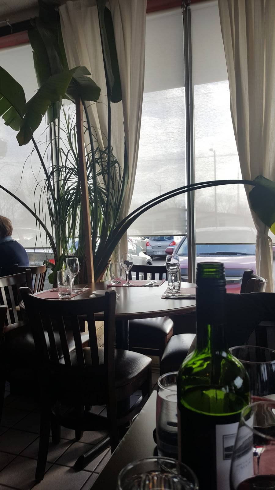 Restaurant Cari | restaurant | 5000 3e Av O, Québec, QC G1H 6G3, Canada | 4186278989 OR +1 418-627-8989