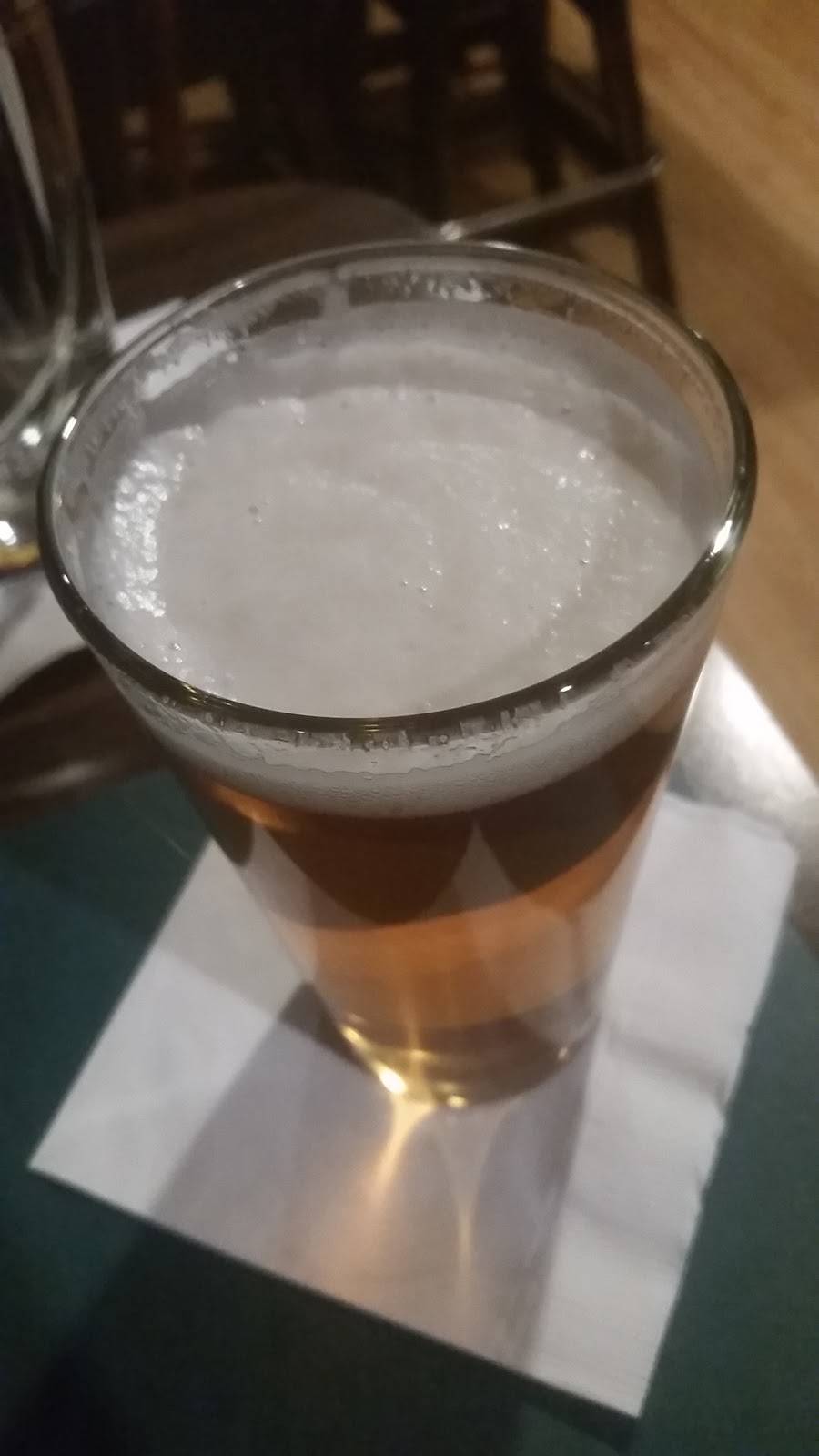 Cronins Publick House | restaurant | 23 Des Moines Rd, Quincy, MA 02169, USA | 6177869804 OR +1 617-786-9804