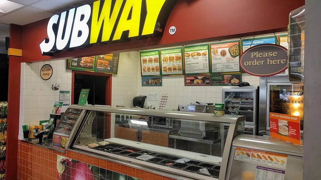 Subway | meal takeaway | 3005 Charleston Sideroad, Caledon Village, ON L7K 0V4, Canada | 5199275731 OR +1 519-927-5731