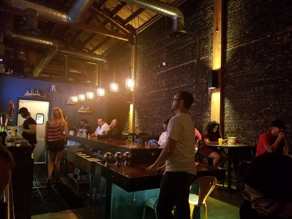 District Pub NoHo | restaurant | 5249 Lankershim Blvd, North Hollywood, CA 91601, USA | 8187327319 OR +1 818-732-7319