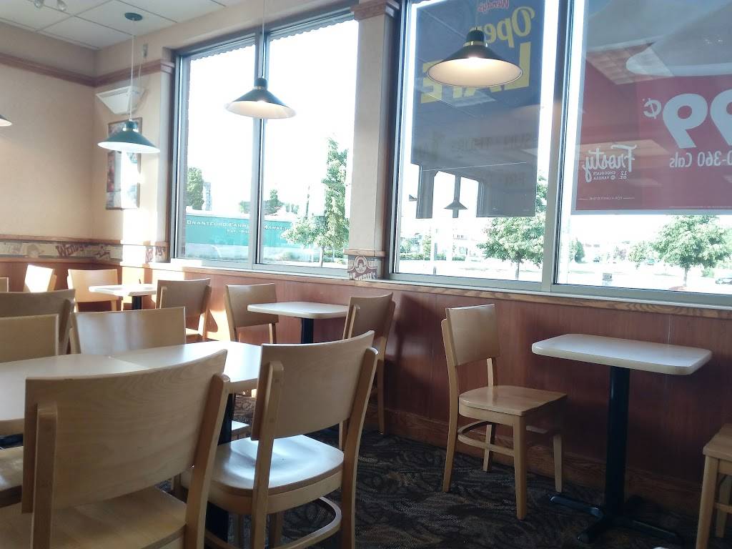 Wendys | restaurant | 78 Icomm Dr, Brantford, ON N3S 2X5, Canada | 5197537708 OR +1 519-753-7708