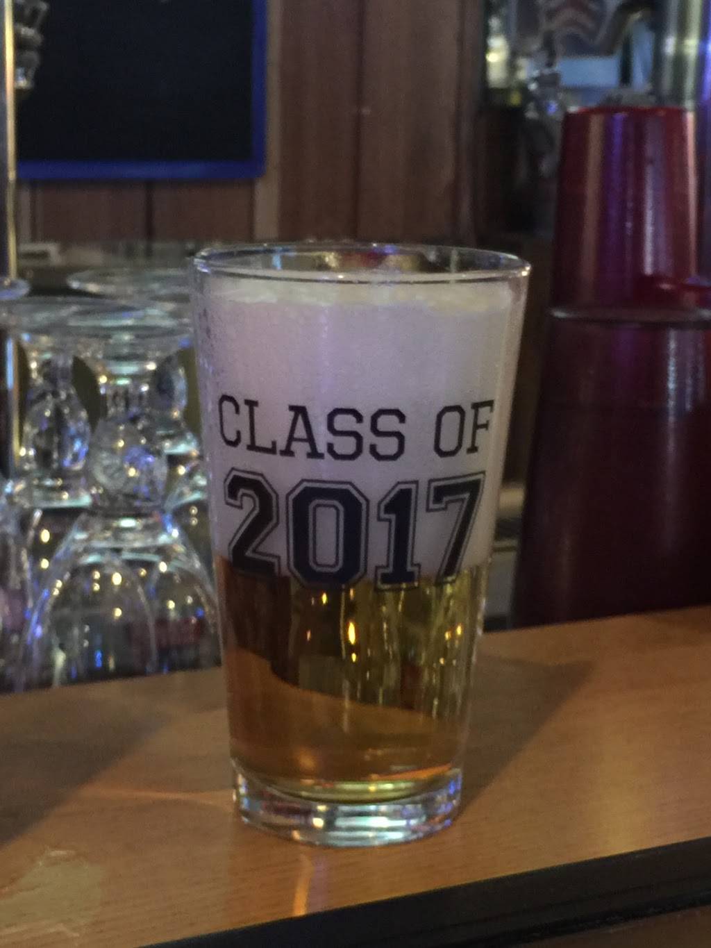 All Star Bar & Grill | restaurant | 924 Mica Dr e, Carson City, NV 89705, USA | 7753923992 OR +1 775-392-3992