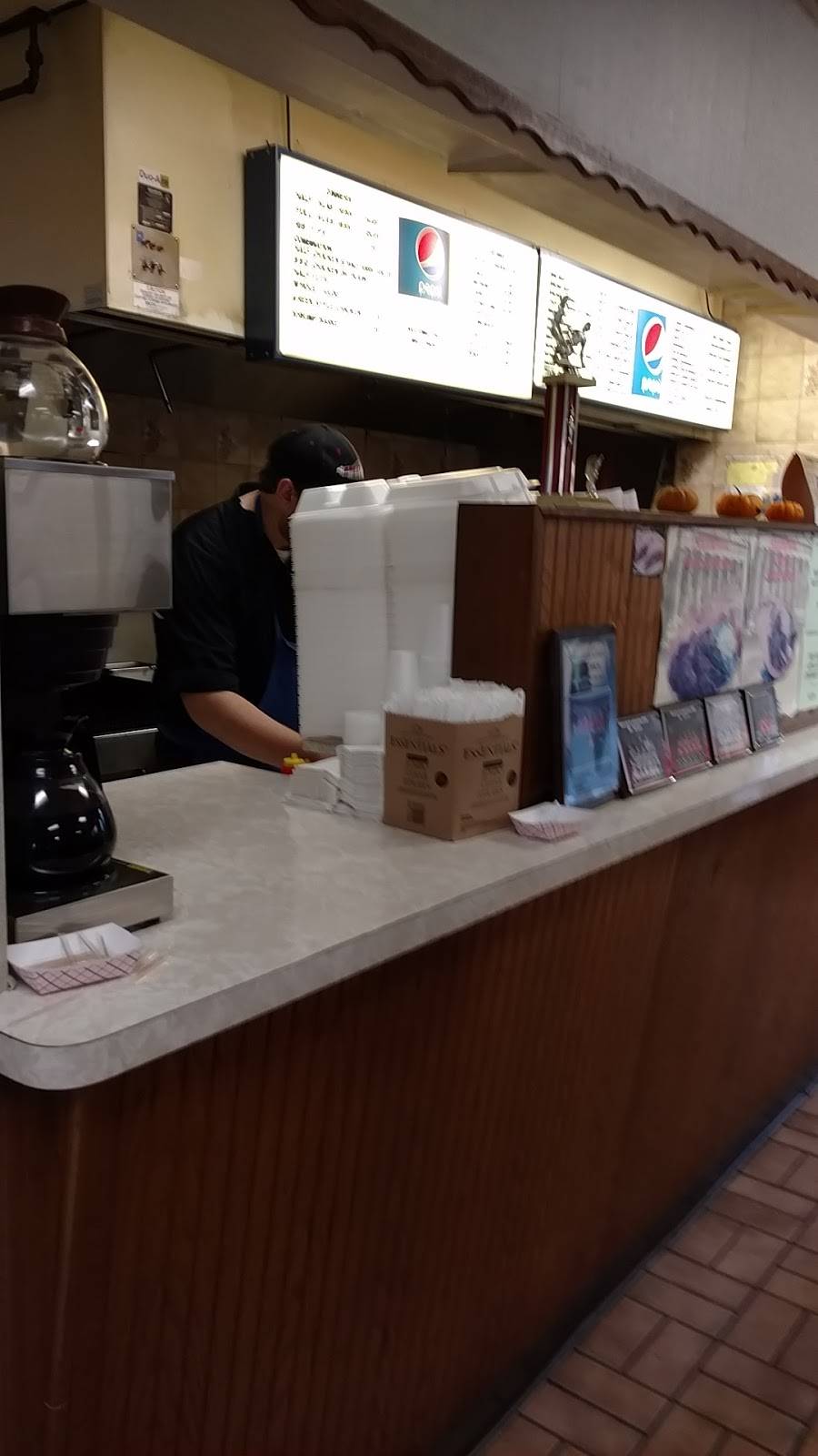 Mr Gyros | restaurant | 5590 Cleveland Ave, Stevensville, MI 49127, USA | 2694282825 OR +1 269-428-2825