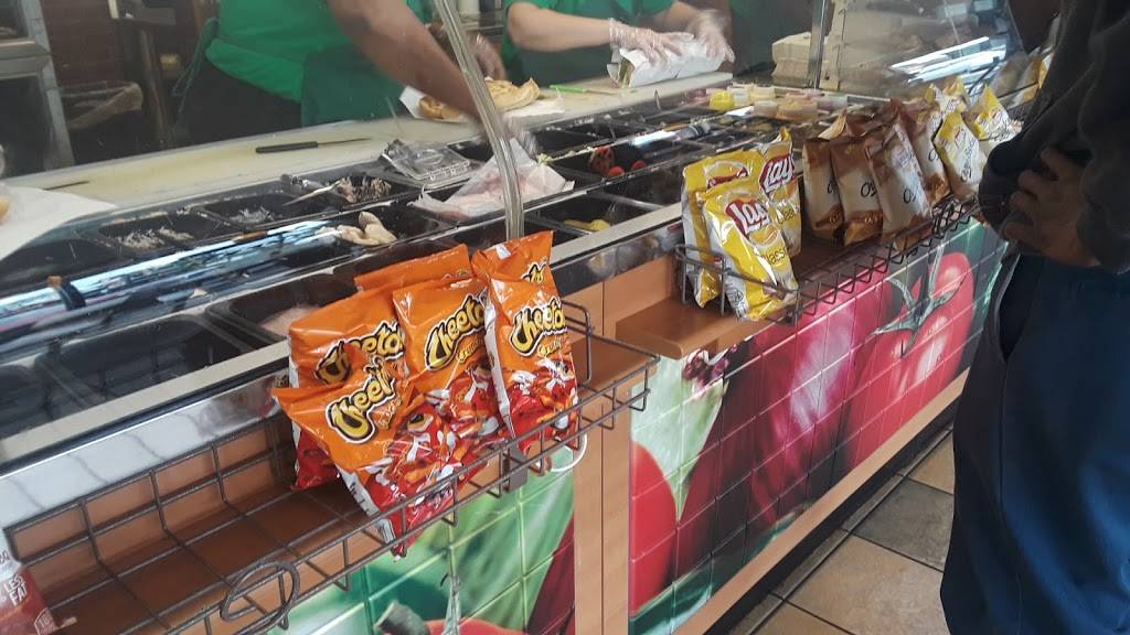 Subway | restaurant | 2509 Memorial Ave, Lynchburg, VA 24501, USA | 4348474631 OR +1 434-847-4631