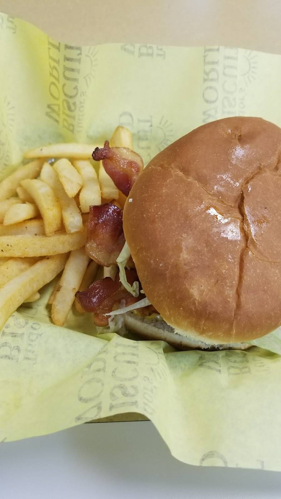 Tudors Biscuit World | restaurant | 3301 E Cumberland Rd, Bluefield, WV 24701, USA | 3043232333 OR +1 304-323-2333