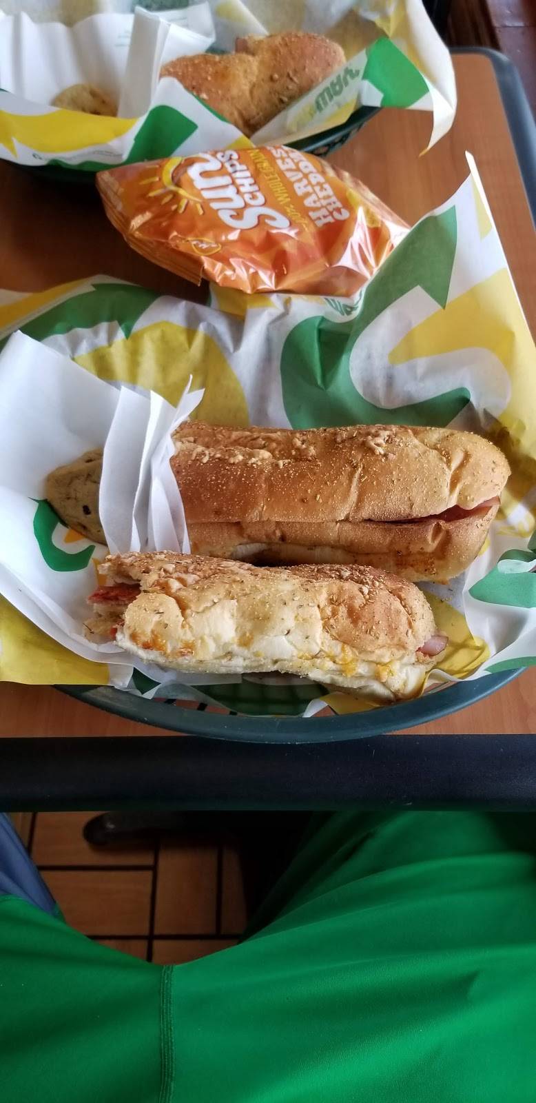 Subway Restaurants | restaurant | 19193 S Molalla Ave, Oregon City, OR 97045, USA | 8663593773 OR +1 866-359-3773