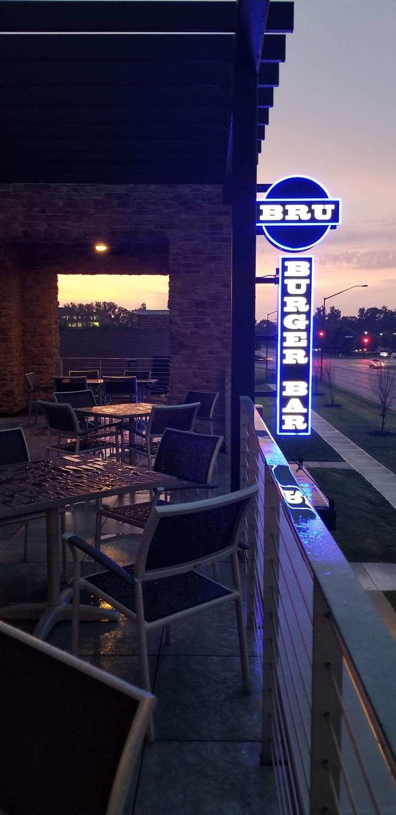 Bru Burger Bar - Westerville | restaurant | 691 N Cleveland Ave, Westerville, OH 43082, USA | 6149188680 OR +1 614-918-8680