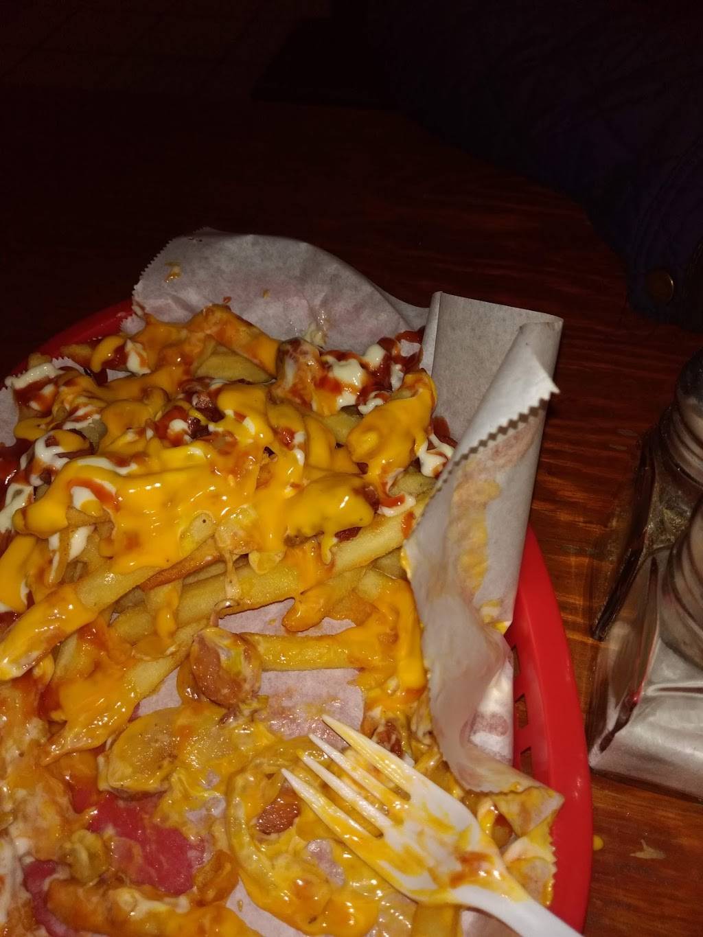 La Reyna De Las Hamburguesas | restaurant | Pso de Los Laureles 91802, El Refugio, Garcia, Redondo, B.C., Mexico | 016643028794 OR +52 664 302 8794