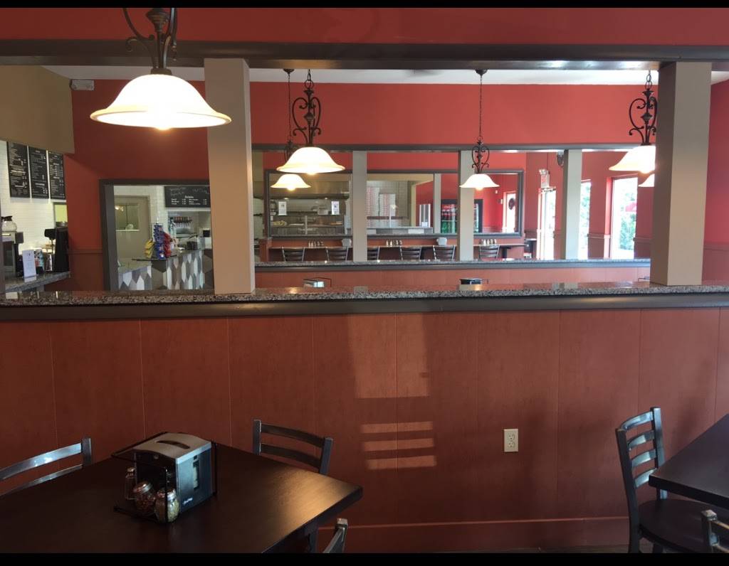 Pizza Village V | restaurant | 2355 Old Post Rd, Coplay, PA 18037, USA | 6102621300 OR +1 610-262-1300