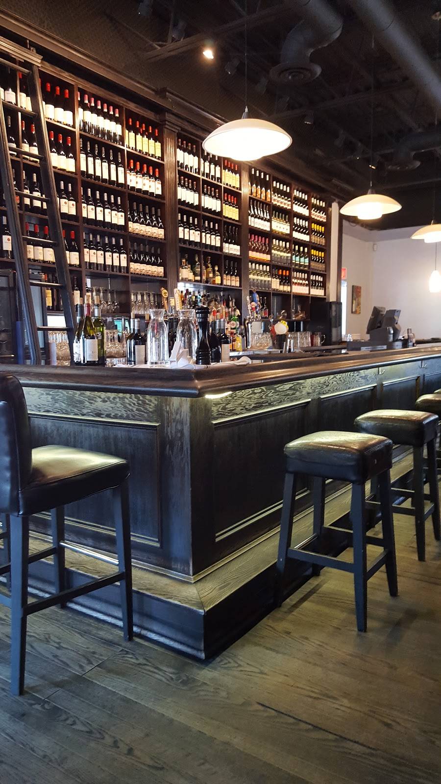 Cavallo Nero | restaurant | 370 Wilson St E, Ancaster, ON L9G 4S4, Canada | 9056488888 OR +1 905-648-8888