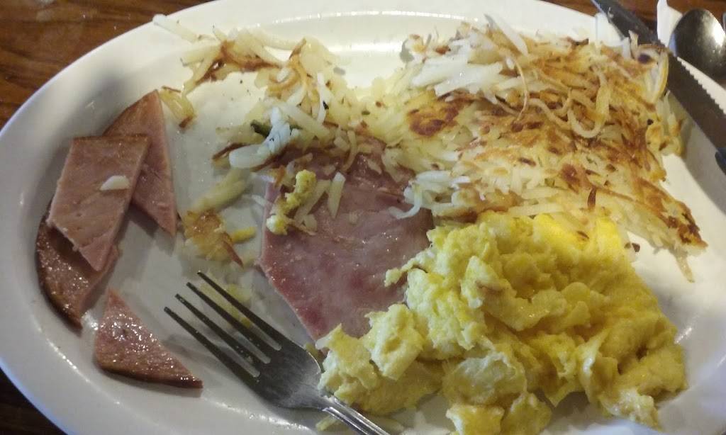 Country Kitchen | restaurant | 4020 El Potrero Ln, Bakersfield, CA 93304, USA | 6618348183 OR +1 661-834-8183