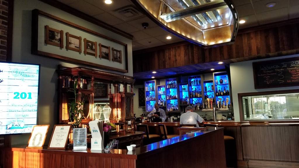 201 SEAFOOD RESTAURANT AND TAPAS LOUNGE | night club | 201 James B Blackburn Dr, Savannah, GA 31408, USA | 9129881281 OR +1 912-988-1281