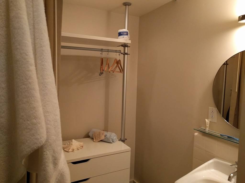 Pearl Hotel | restaurant | 1410 Rosecrans St, San Diego, CA 92106, USA | 6192266100 OR +1 619-226-6100