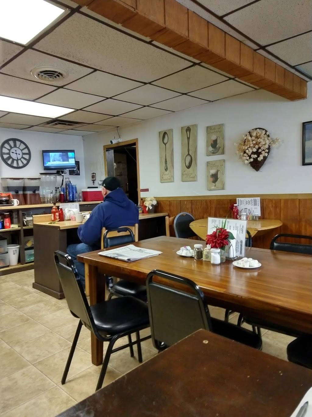 Grandma Jeans Country Kitchen | restaurant | 451 Dunkard Ave, Westover, WV 26501, USA | 3042125184 OR +1 304-212-5184