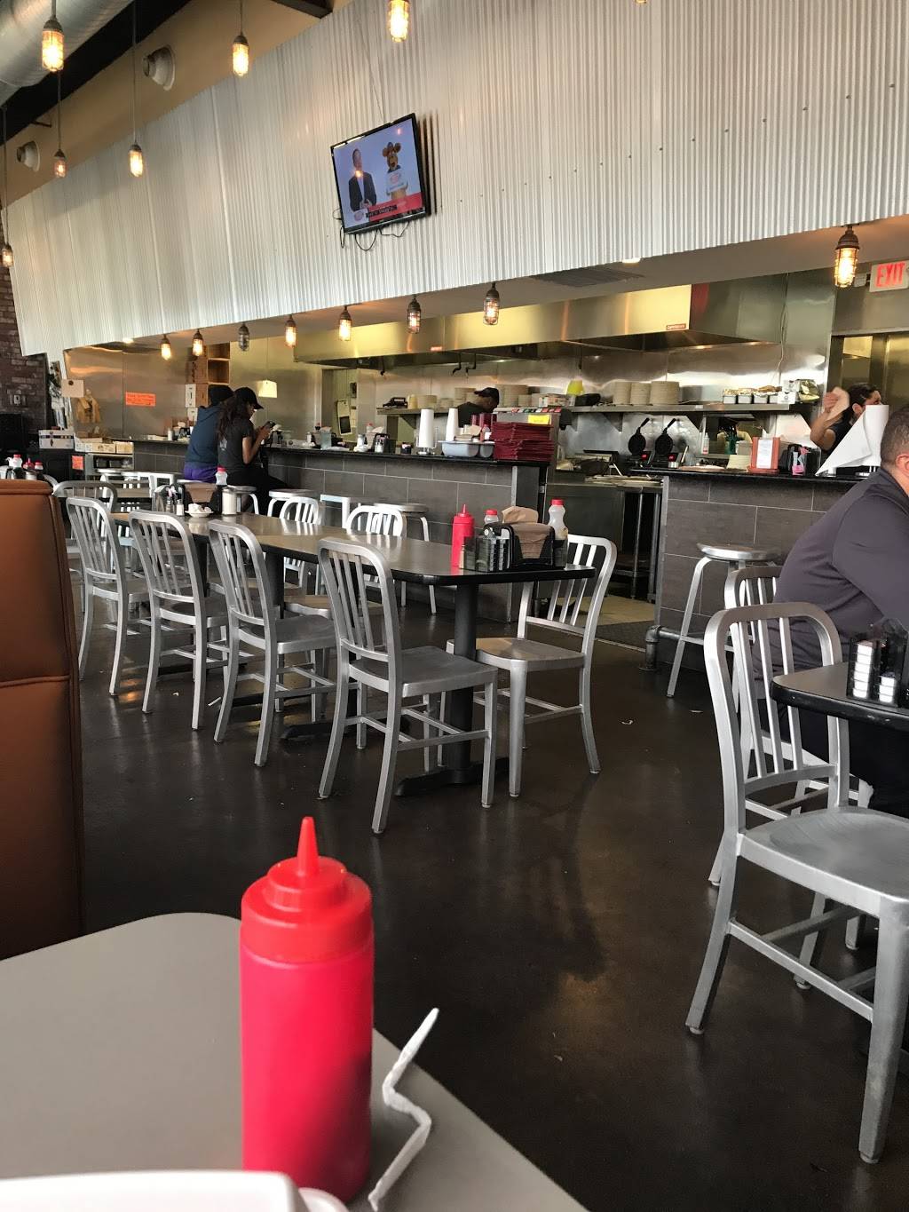 Franks Grill | restaurant | 5025 Telephone Rd #100, Houston, TX 77087, USA | 8328316692 OR +1 832-831-6692