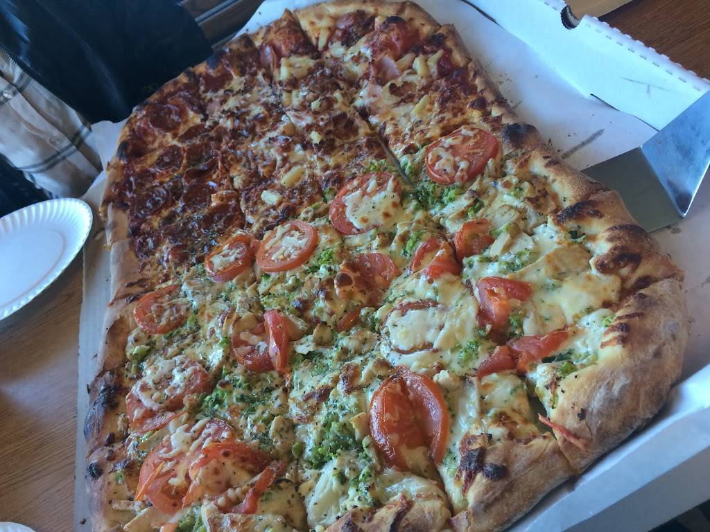 Little Italy Pizzeria | restaurant | 56 W State St, Granby, MA 01033, USA | 4134677477 OR +1 413-467-7477