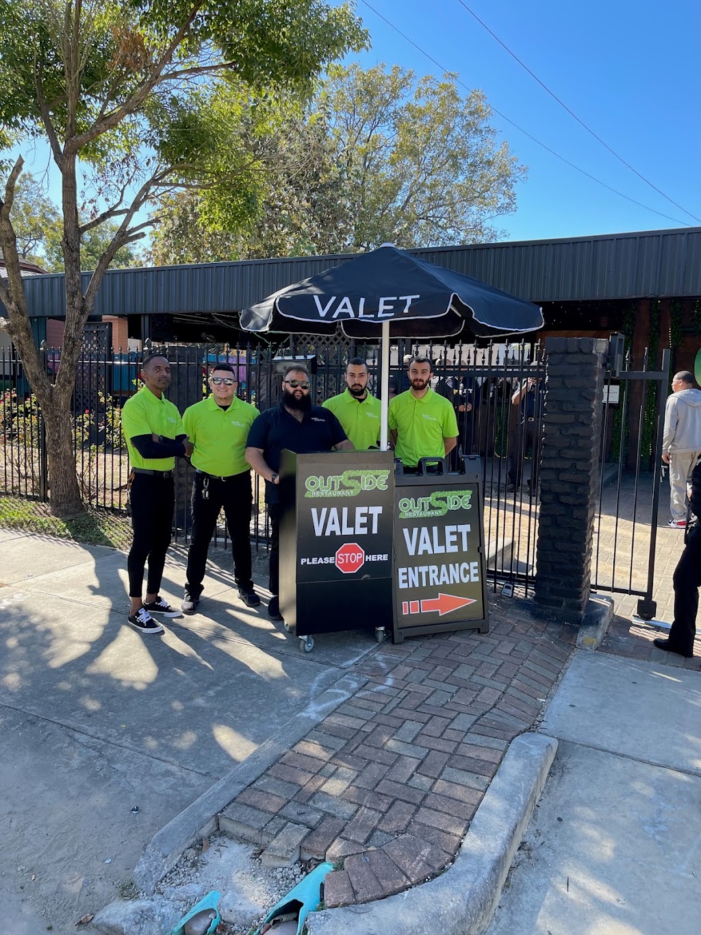 Outside | restaurant | 601 Richmond Ave, Houston, TX 77006, USA | 3469779167 OR +1 346-977-9167