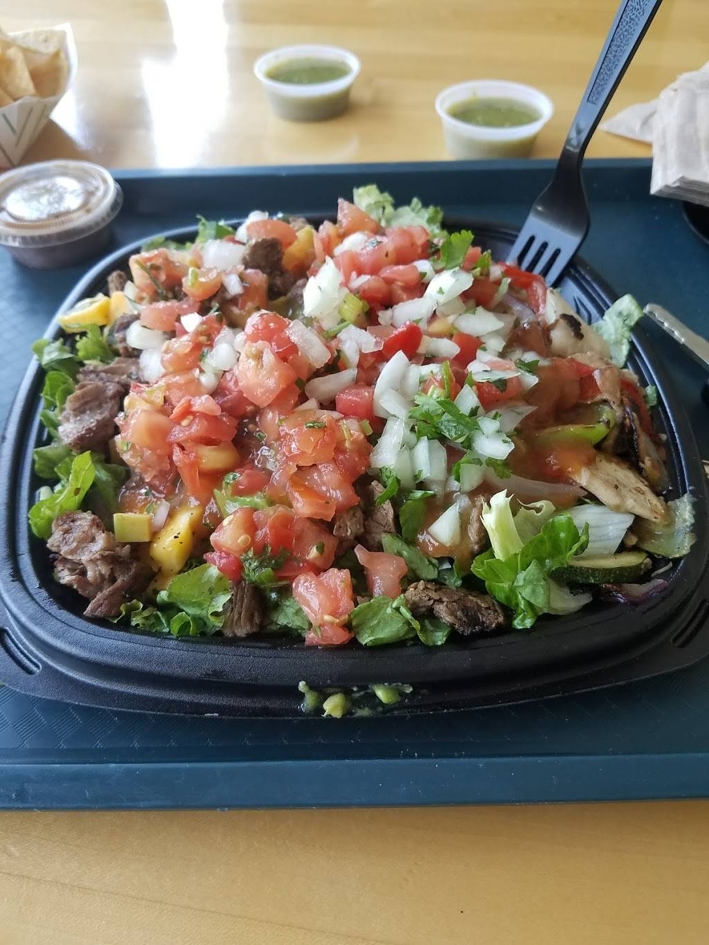 Poquito Mas | restaurant | 10651 W Magnolia Blvd, Los Angeles, CA 91601, USA | 8189948226 OR +1 818-994-8226